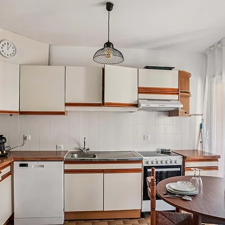 Lx112 Balcon, Jardin, Piscine, Privee *